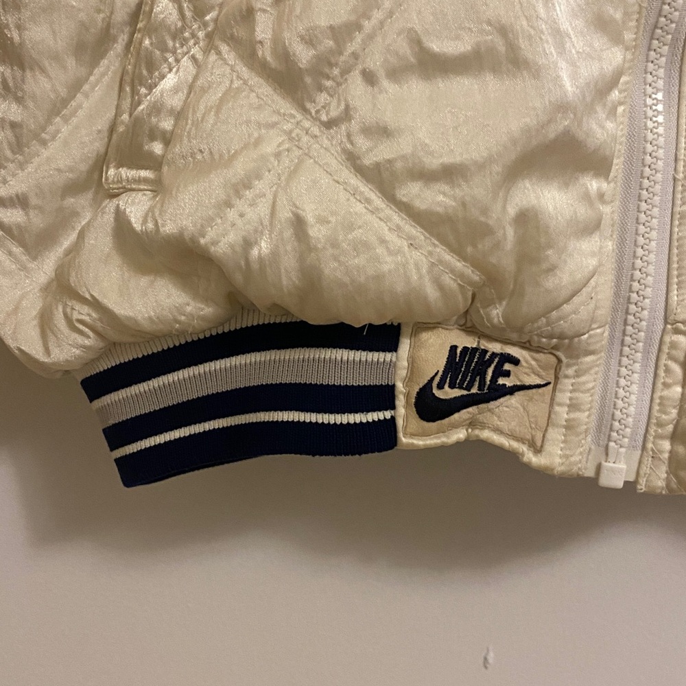 Vintage Nike quilter bomber jacket - Picture 3 of 6